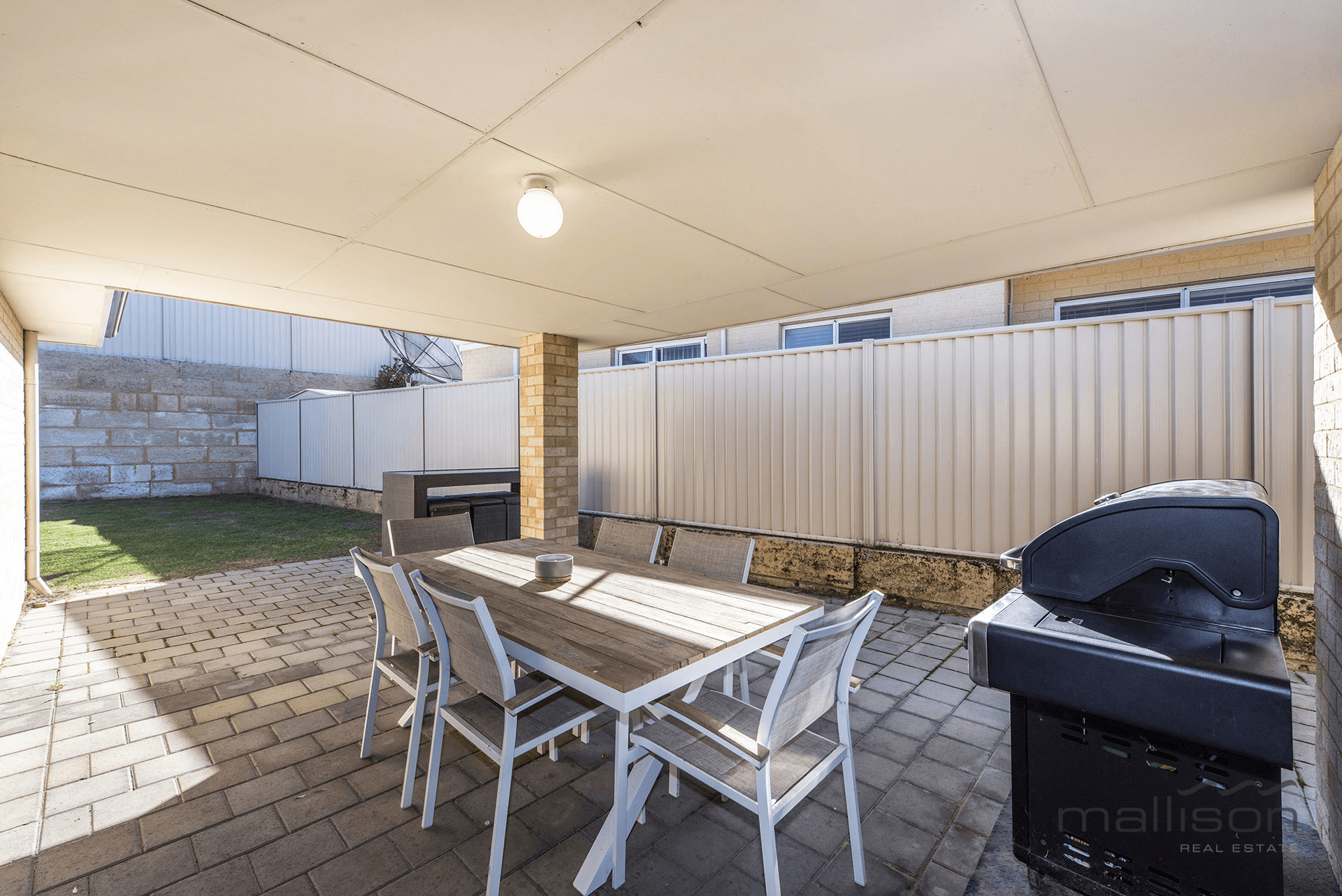 8 The Hawthorns, BALDIVIS, WA 6171