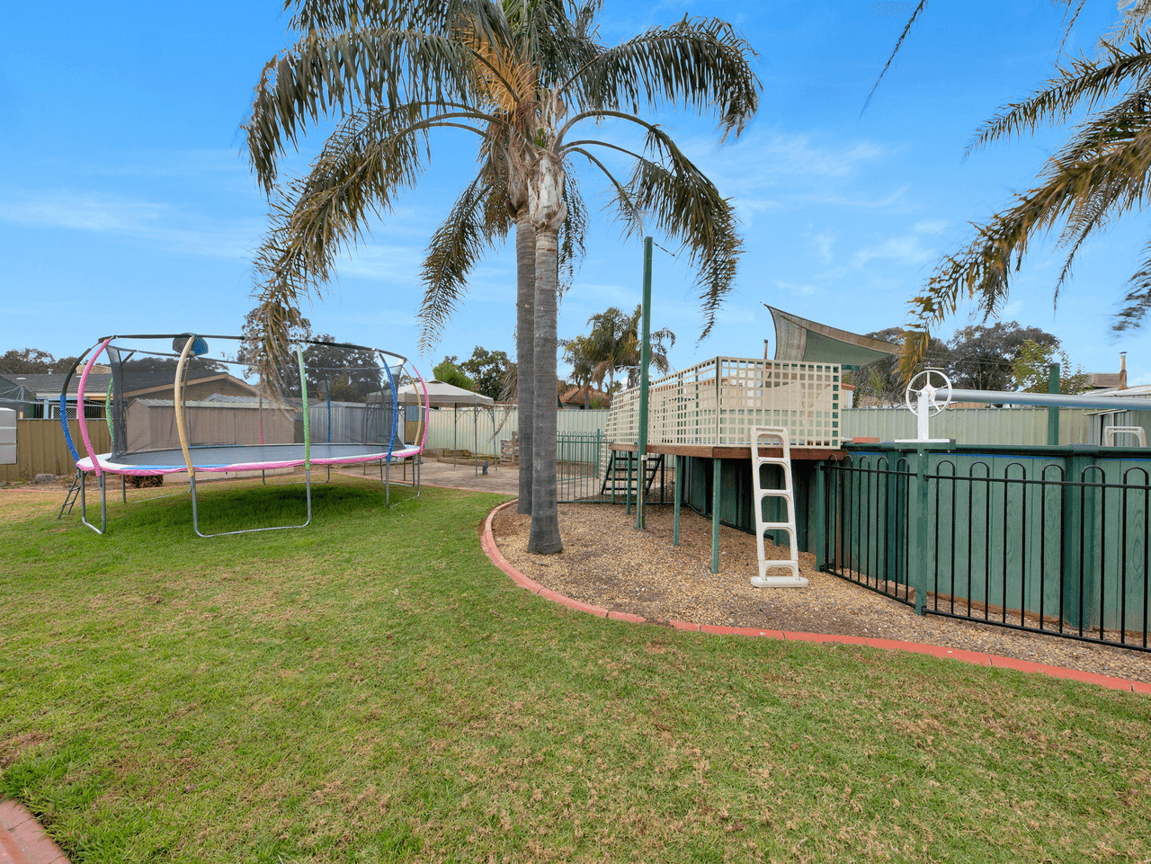 3 Yate Court, THURGOONA, NSW 2640