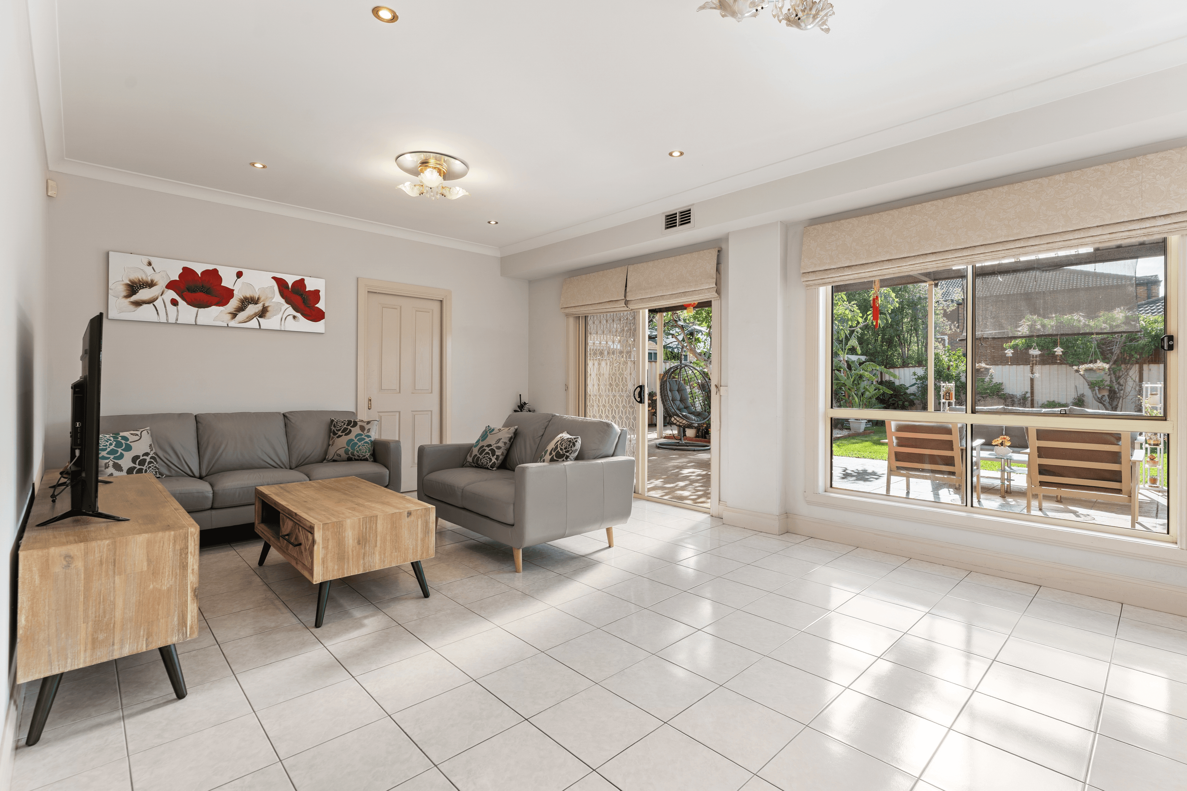 15 Waterview Drive, Cairnlea, VIC 3023