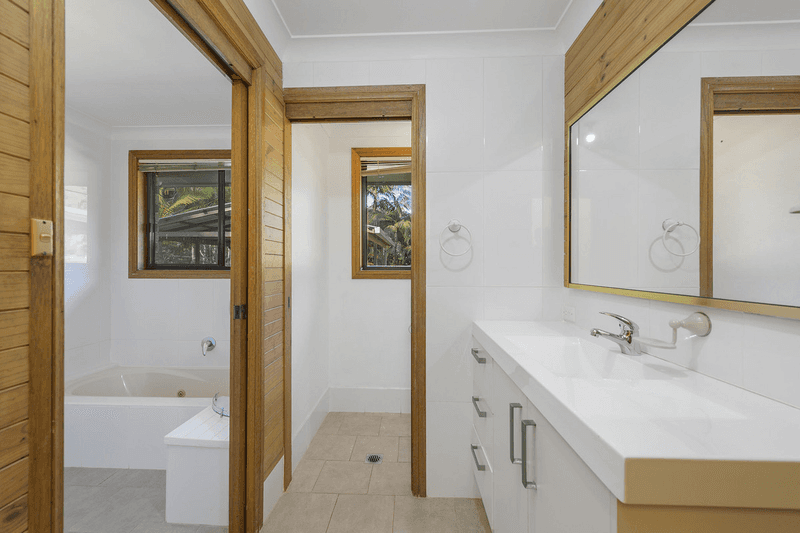 232 Ocean Drive, KEW, NSW 2439