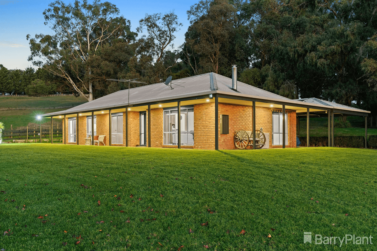 4 Brodrick Road, Macclesfield, VIC 3782