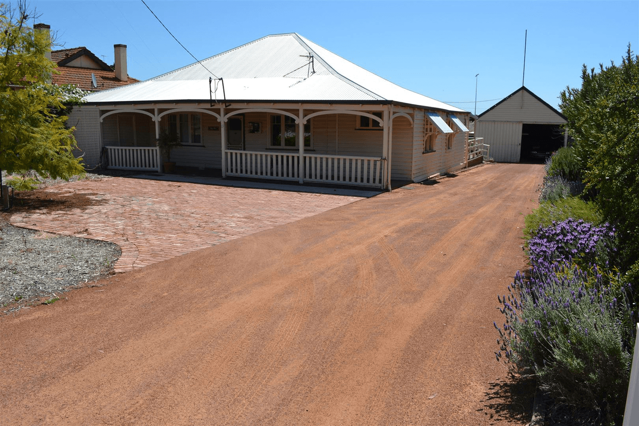 13 Main Street, Cunderdin, WA 6407