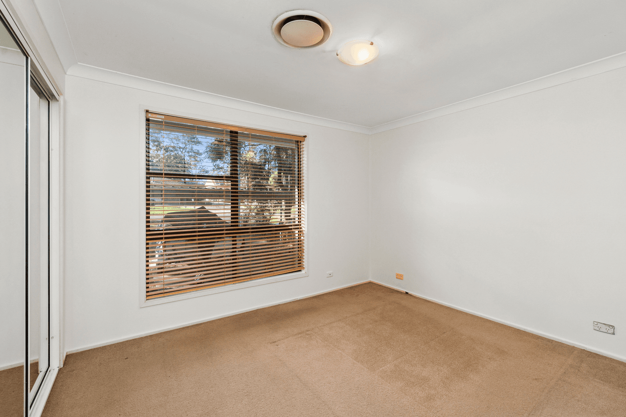 11 Nightingale Square, GLOSSODIA, NSW 2756