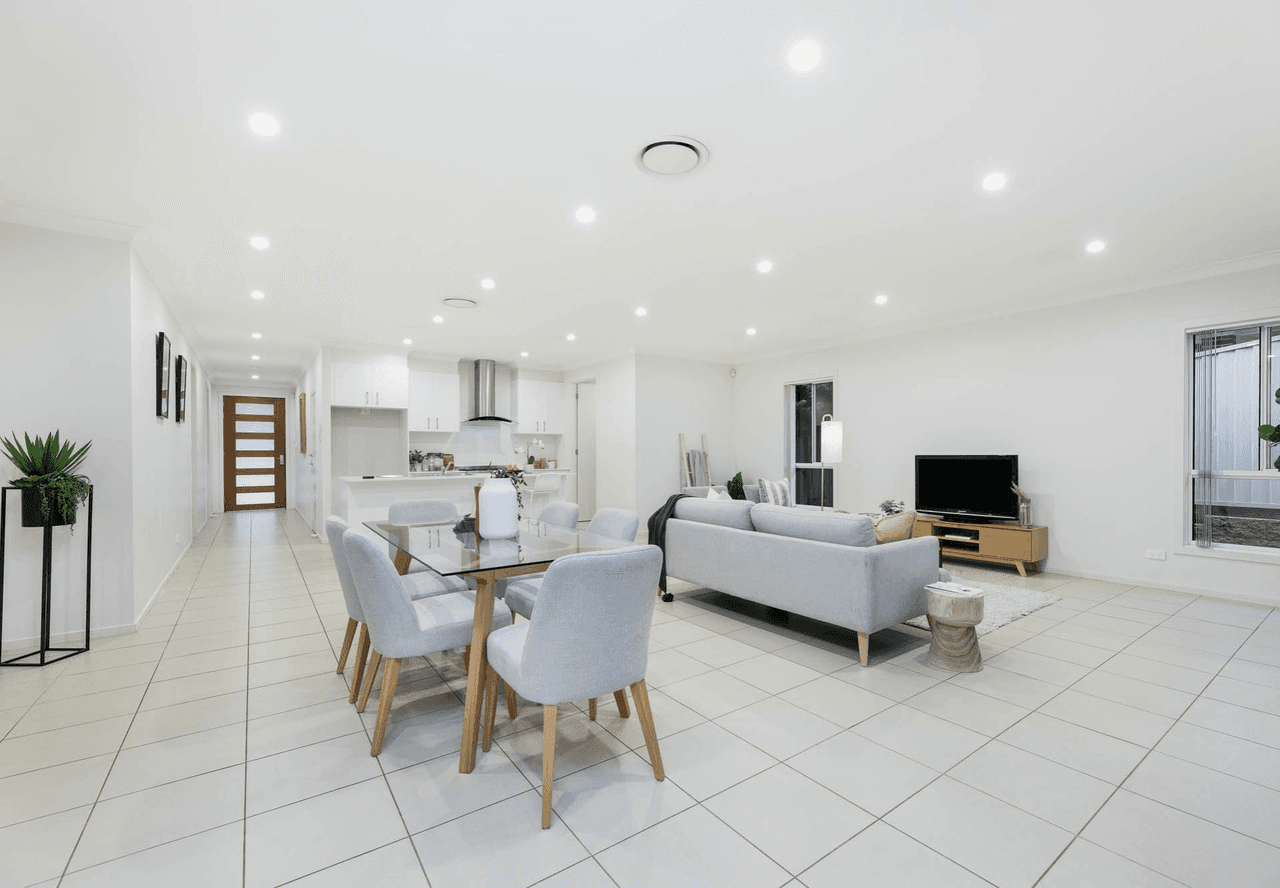 20 Tess Circuit, ORAN PARK, NSW 2570