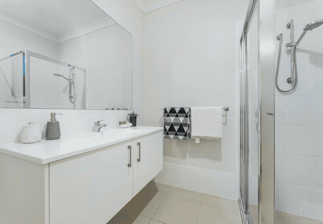 20 Tess Circuit, ORAN PARK, NSW 2570