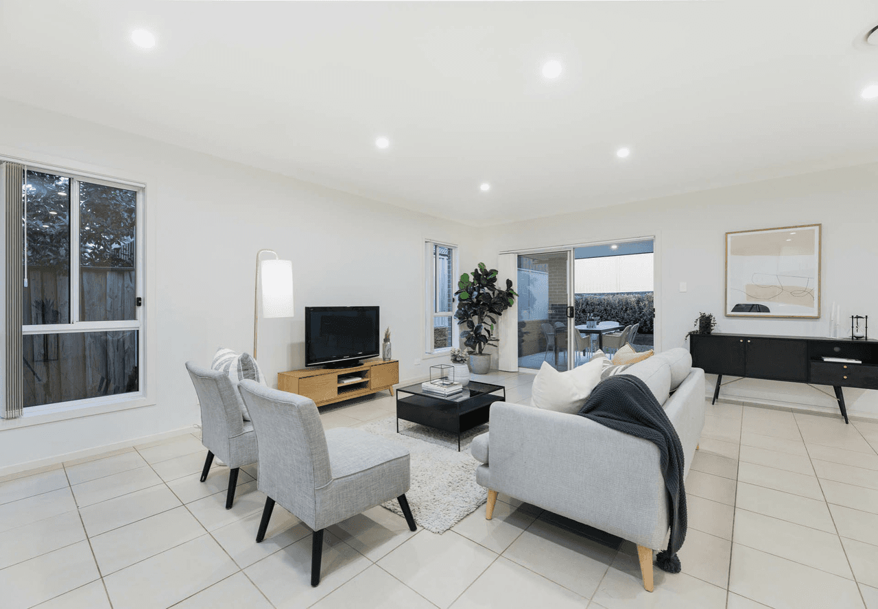 20 Tess Circuit, ORAN PARK, NSW 2570