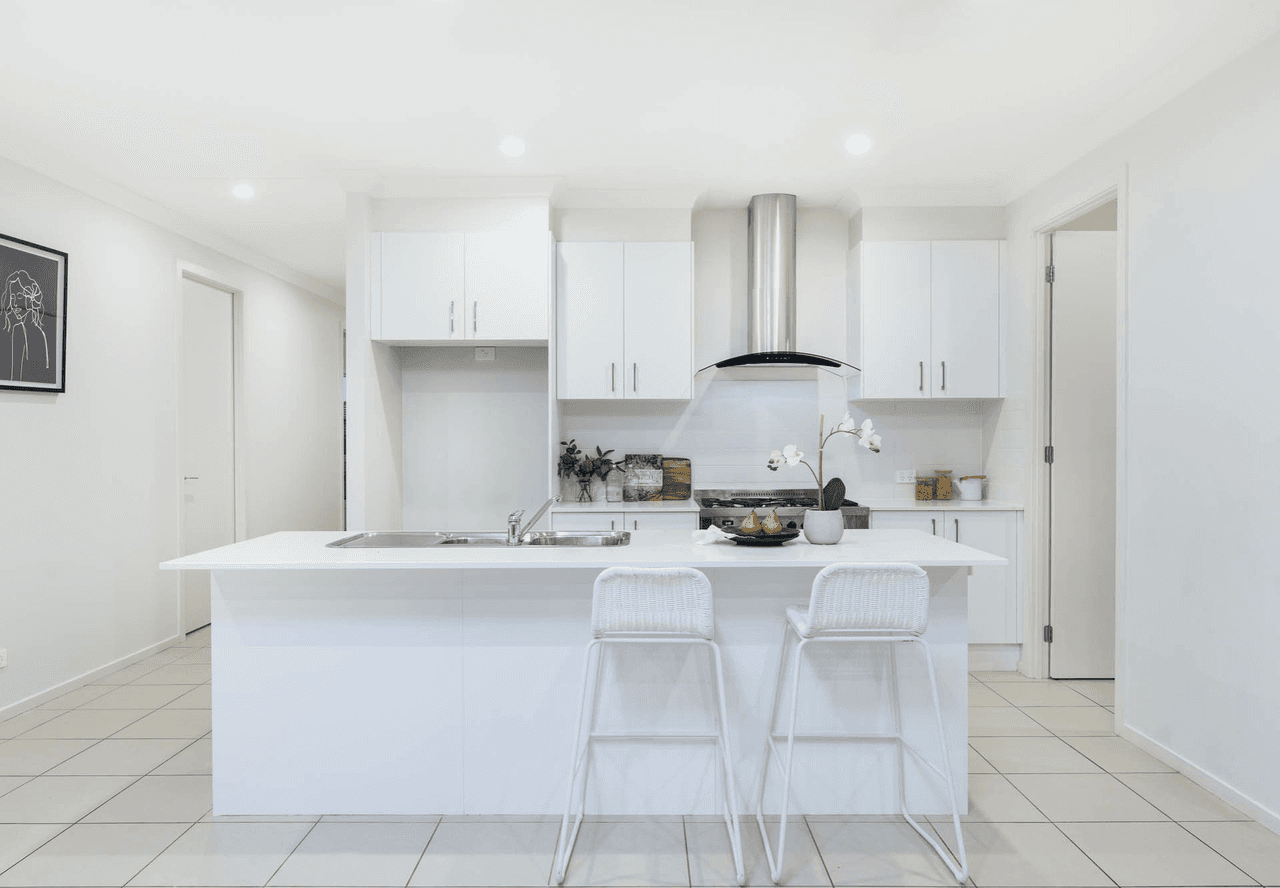 20 Tess Circuit, ORAN PARK, NSW 2570