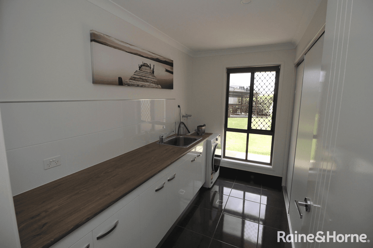 290 West Coolabunia Road, COOLABUNIA, QLD 4610