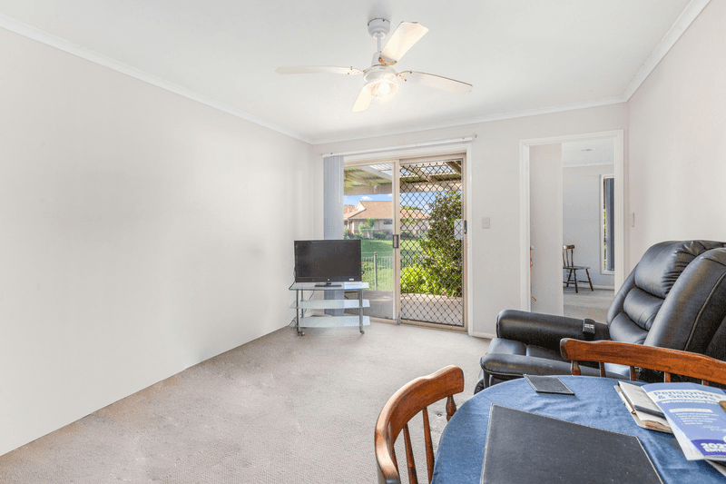 2/32 Birkdale Court, Banora Point, NSW 2486