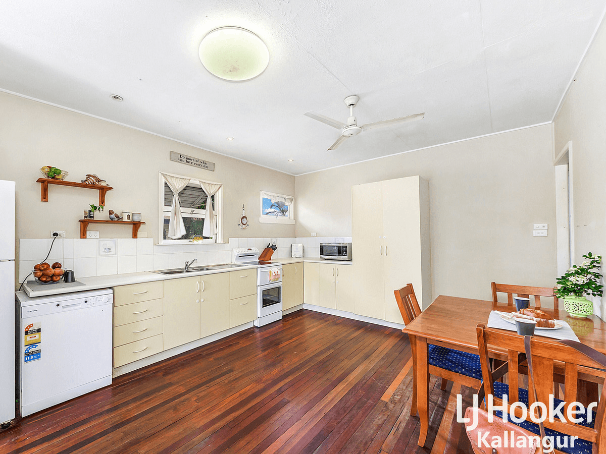 32 Sheehan Street, KALLANGUR, QLD 4503