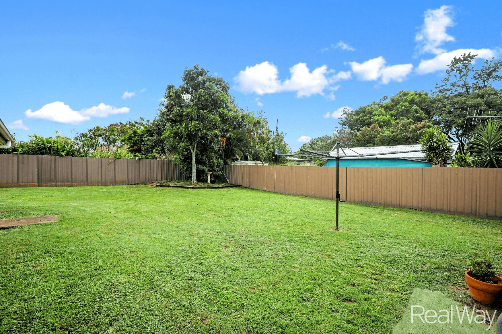 7 Nielsen Street, Svensson Heights, QLD 4670