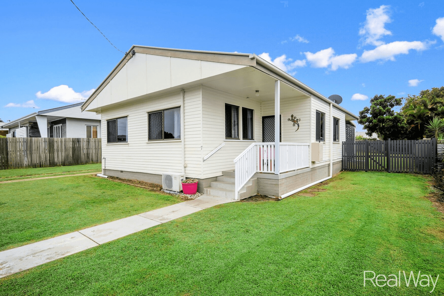 7 Nielsen Street, Svensson Heights, QLD 4670