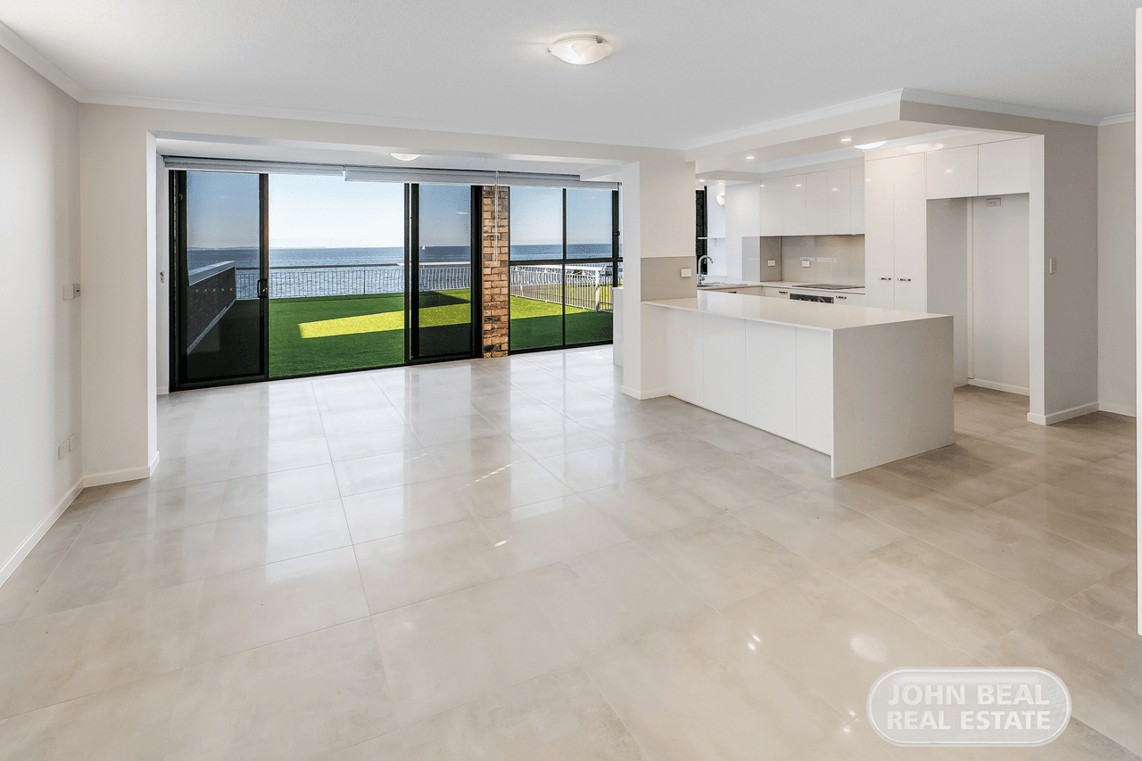 Unit 3/108 Prince Edward Pde, Scarborough, QLD 4020