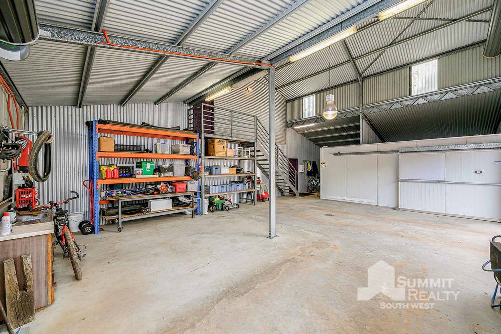 152 Stirling Road, Uduc, WA 6220