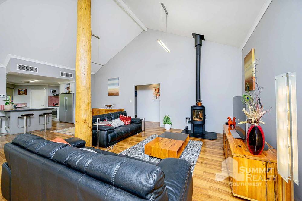152 Stirling Road, Uduc, WA 6220