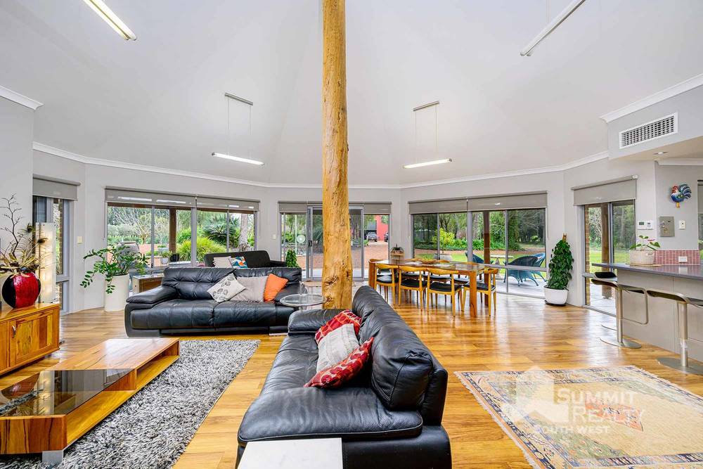 152 Stirling Road, Uduc, WA 6220