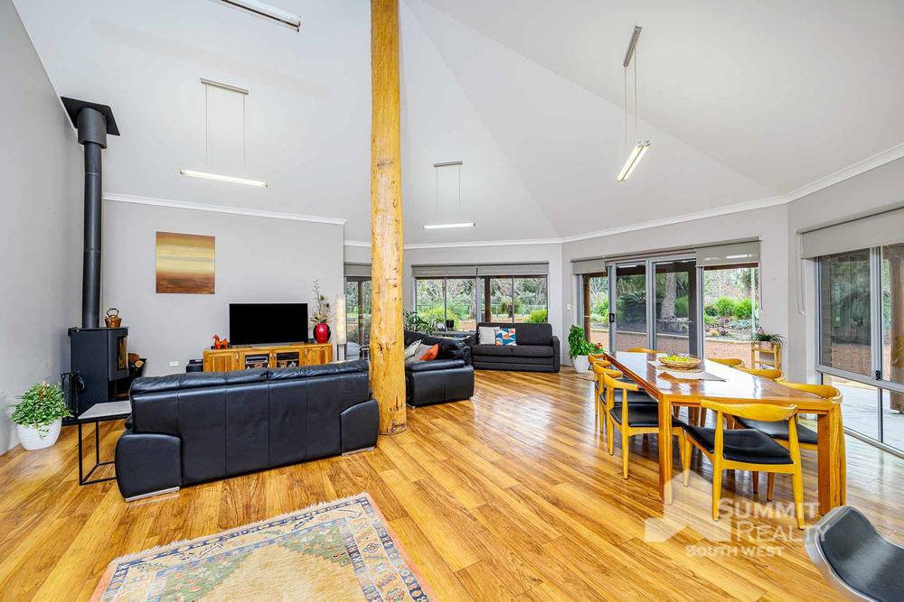 152 Stirling Road, Uduc, WA 6220