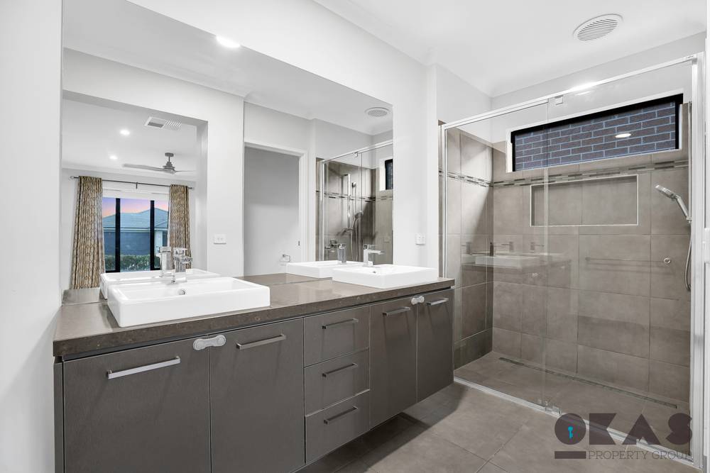 18 Firelight Drive, TARNEIT, VIC 3029