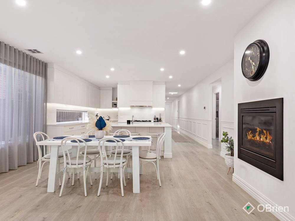 17 Opera Boulevard, Bonnie Brook, VIC 3335