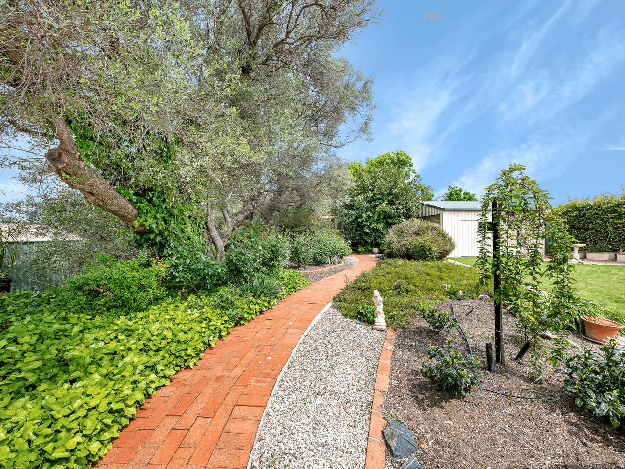 27 Hartigan Street, THURGOONA, NSW 2640