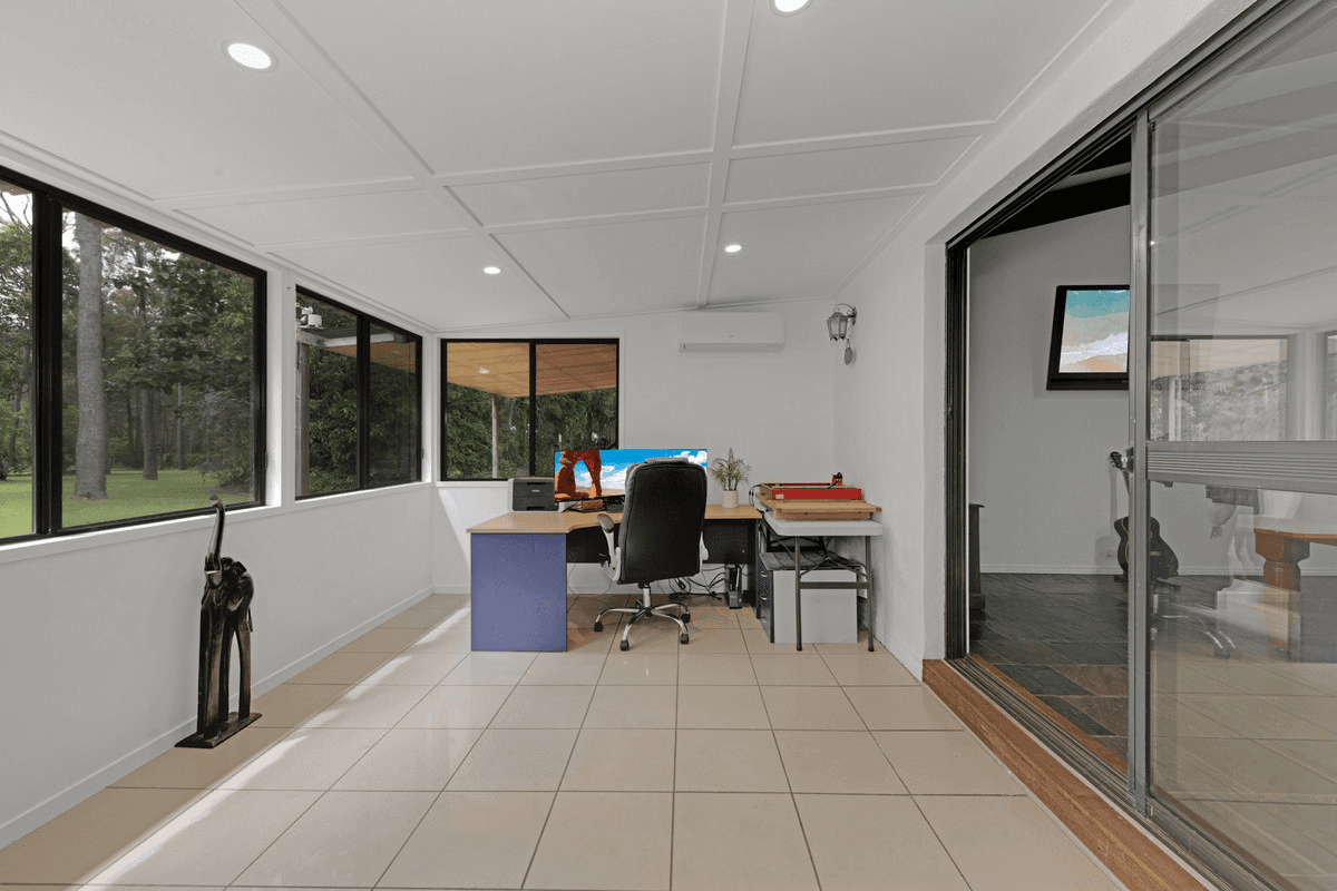 44 Pleasant Drive, SHARON, QLD 4670