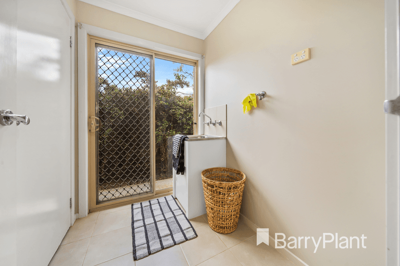 4 Carissa Circuit, Werribee, VIC 3030