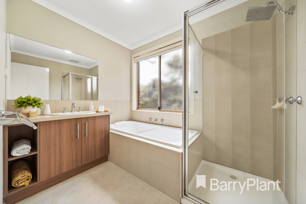 4 Carissa Circuit, Werribee, VIC 3030