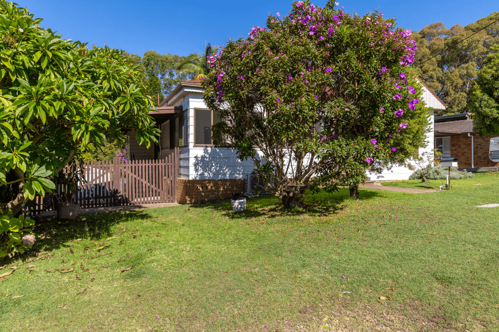 14 Quarry Road, Teralba, NSW 2284