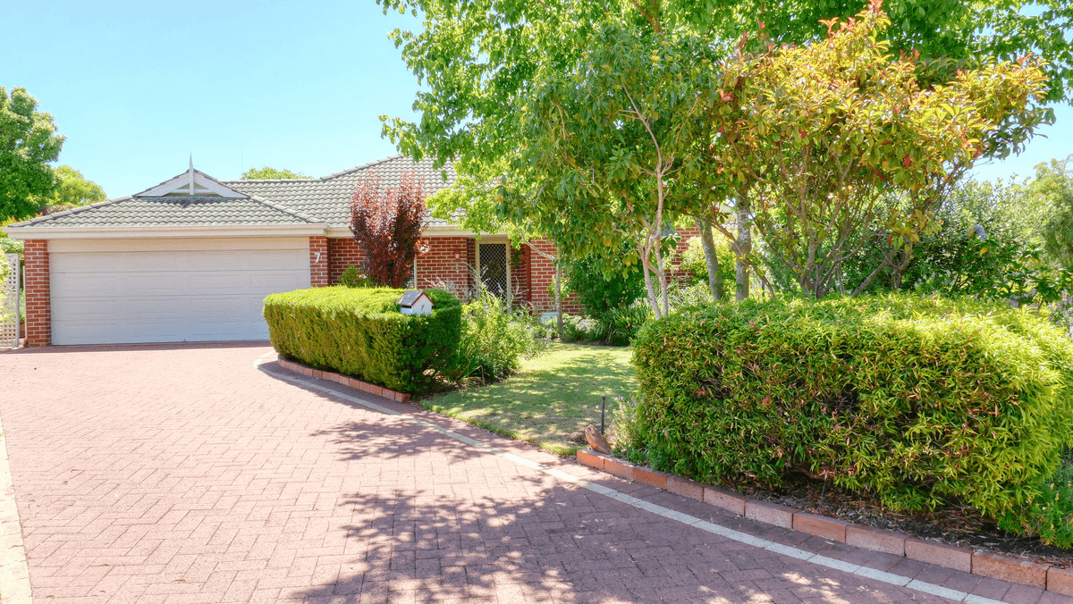 7 Shelduck Court, Broadwater, WA 6280