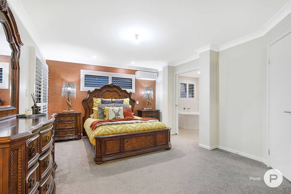 81 Kenilworth Place, Carindale, QLD 4152