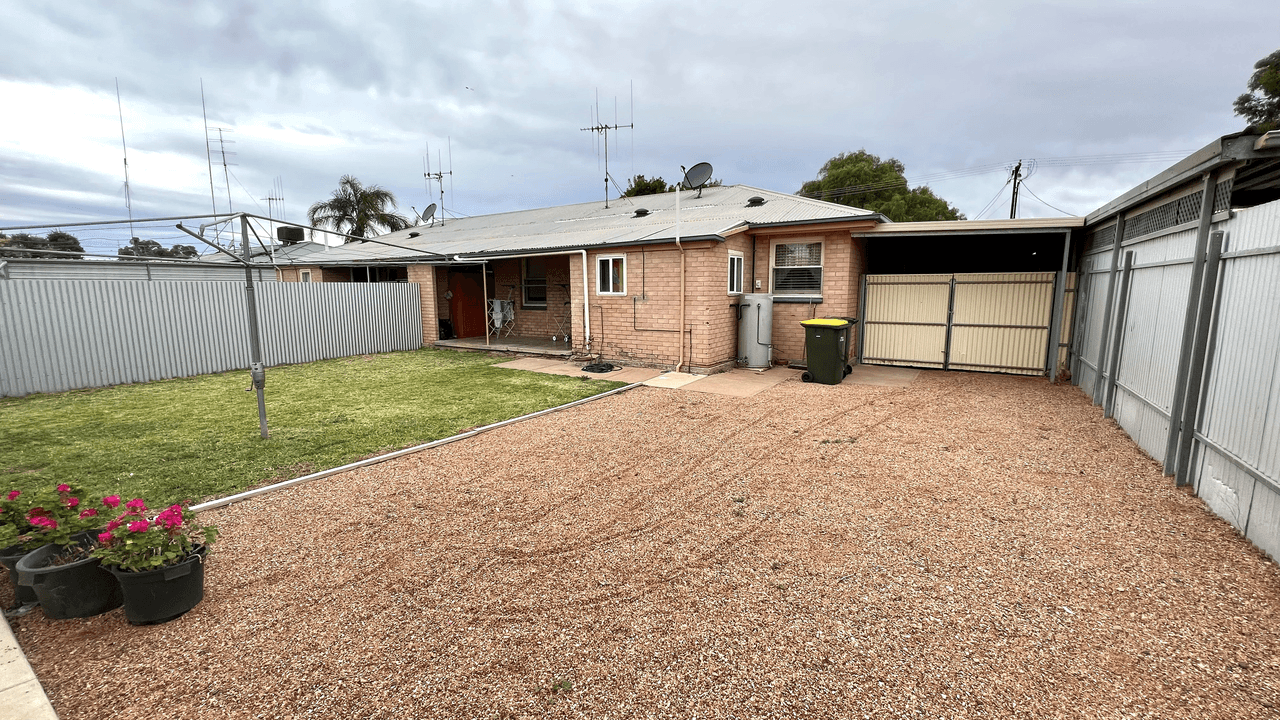 12 Albert Street, WHYALLA STUART, SA 5608