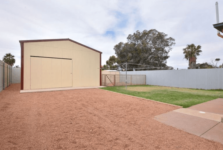 12 Albert Street, WHYALLA STUART, SA 5608