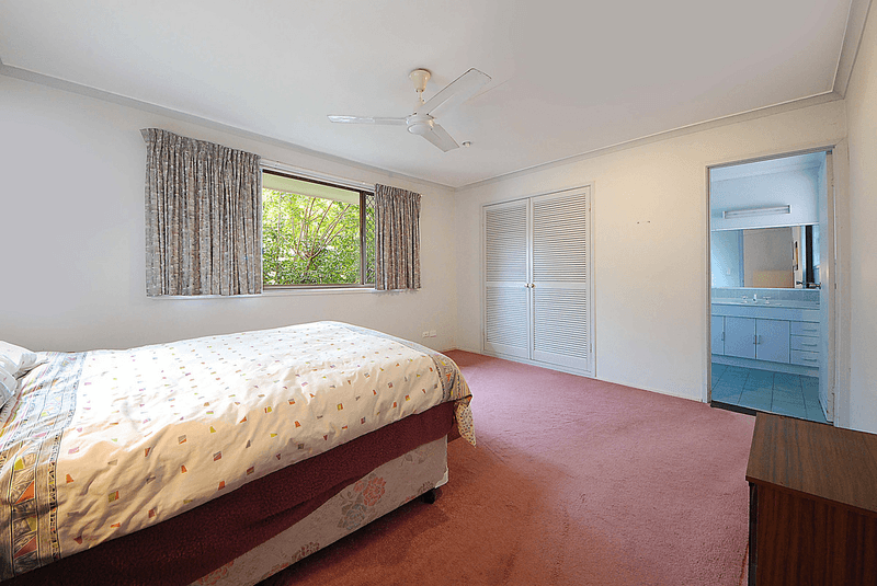 21 Tabilban Street, Burleigh Heads, QLD 4220