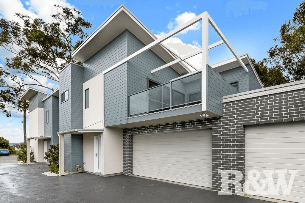 2/117 Bourke Road, Umina Beach, NSW 2257