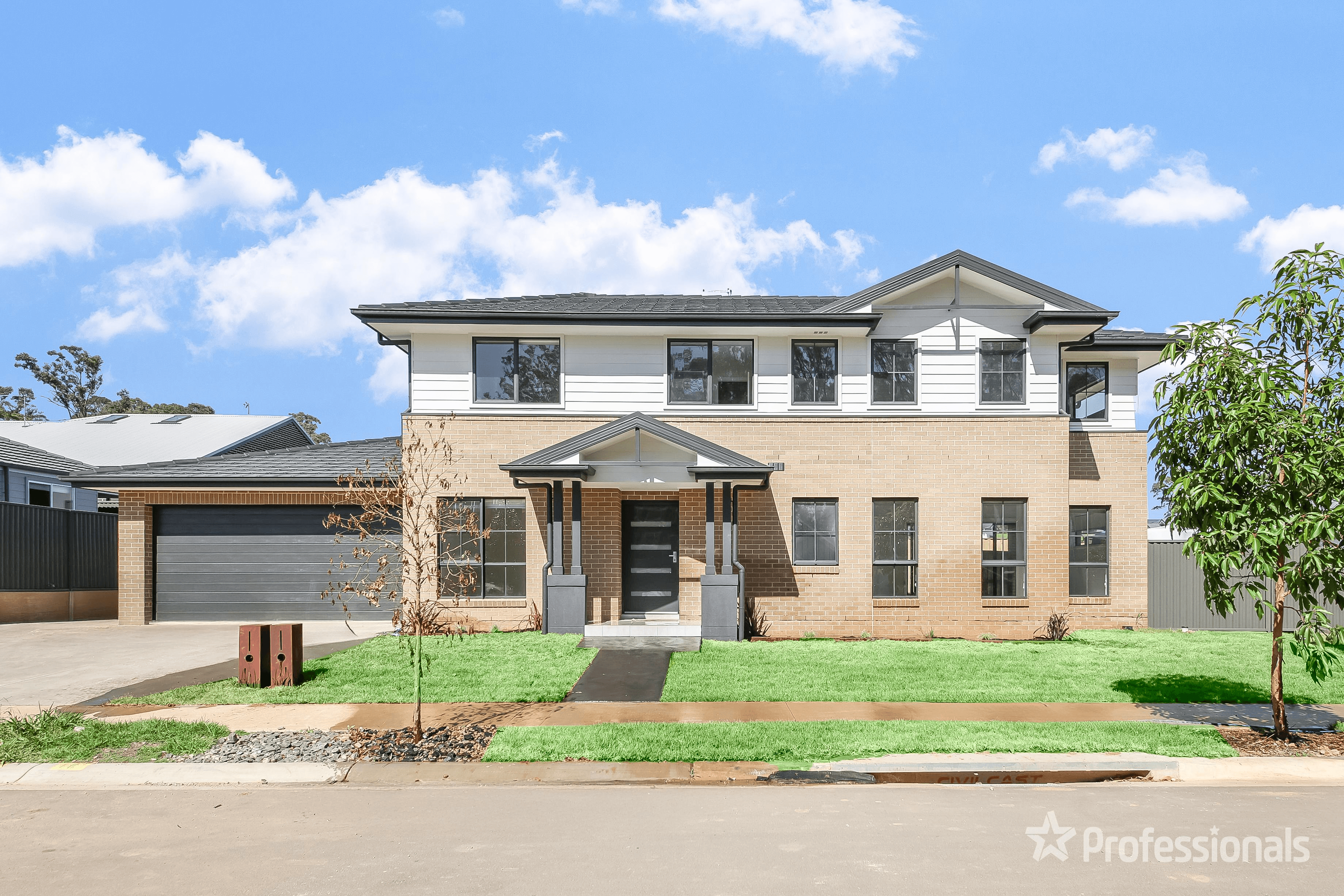 32 Burton Drive, TAHMOOR, NSW 2573