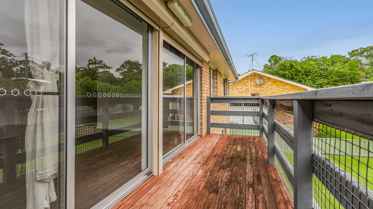 37 Bayview Crescent, TAREE, NSW 2430