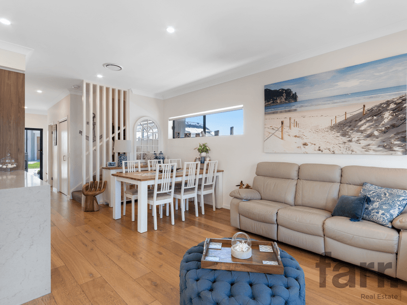 65/1 Lyra Ave, HOPE ISLAND, QLD 4212