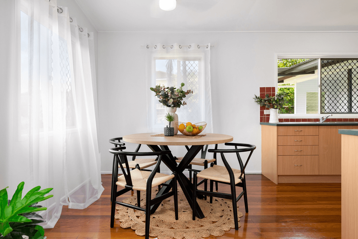 78 Pareena Crescent, Mansfield, QLD 4122