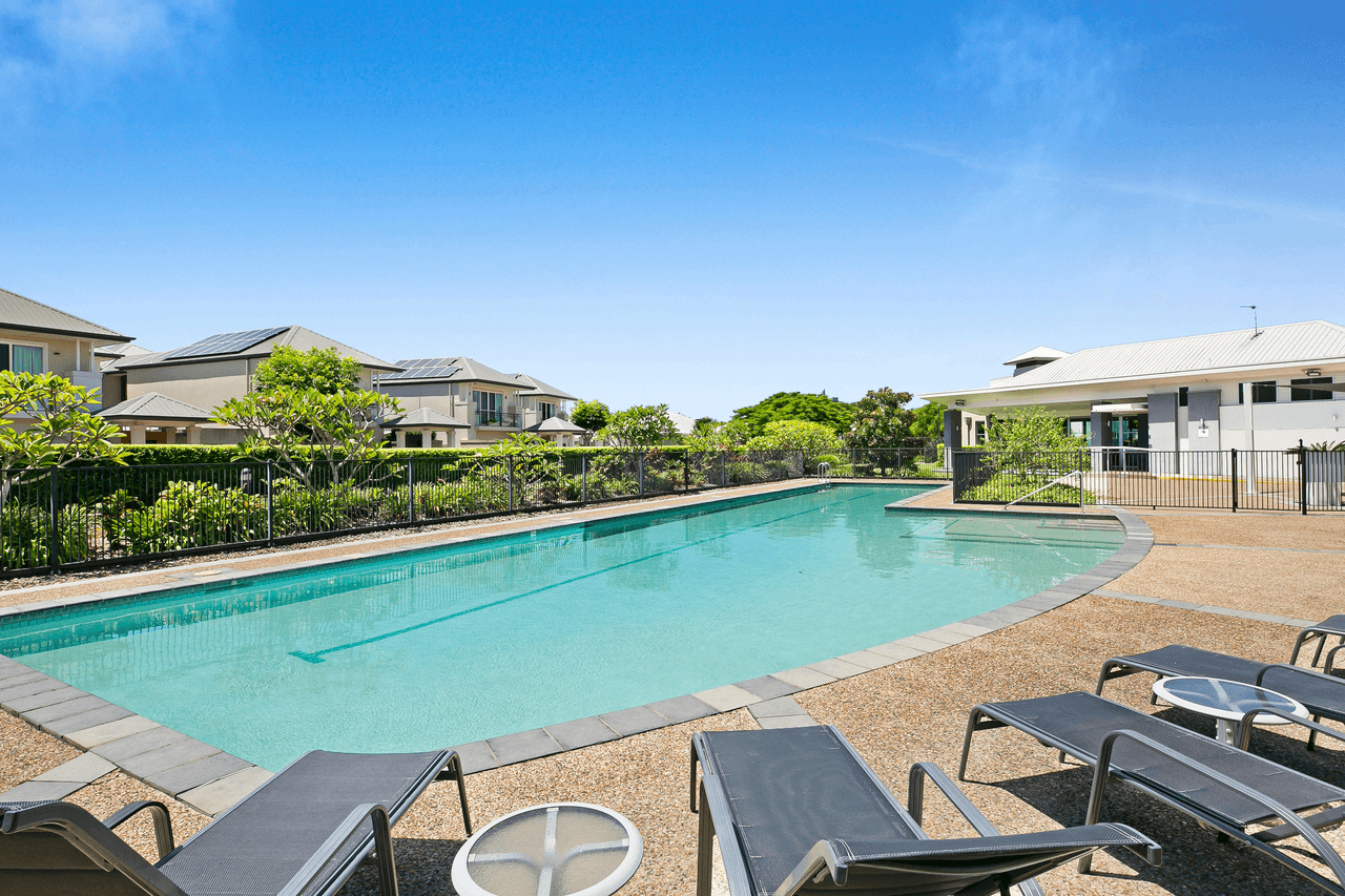 52 Peninsula Drive, ROBINA, QLD 4226