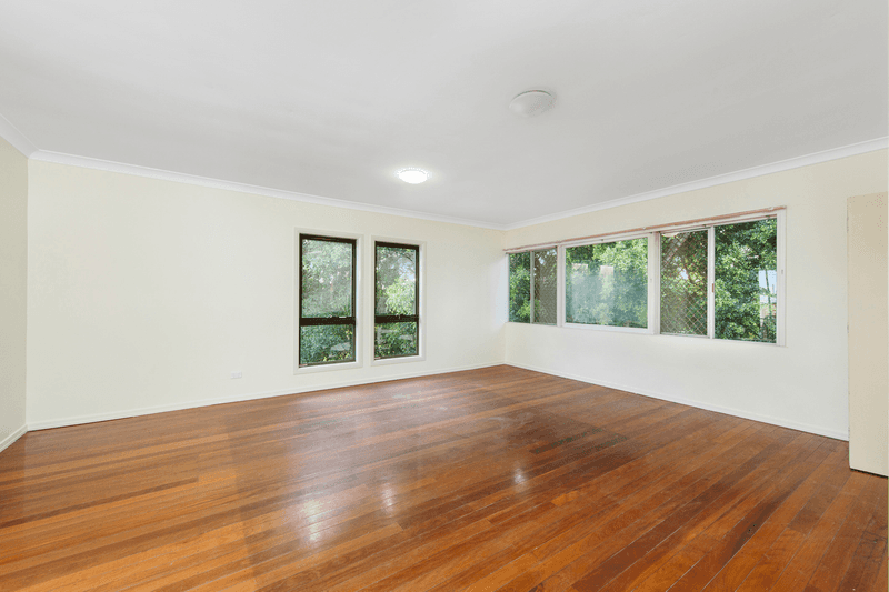 211 Sibley Road, WYNNUM WEST, QLD 4178