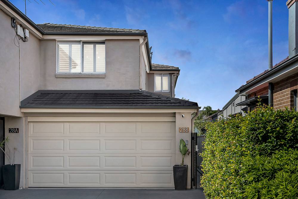 2/28 Chuter Avenue, Monterey, NSW 2217