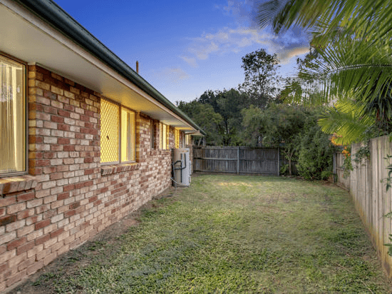 4 Drake Place, FOREST LAKE, QLD 4078