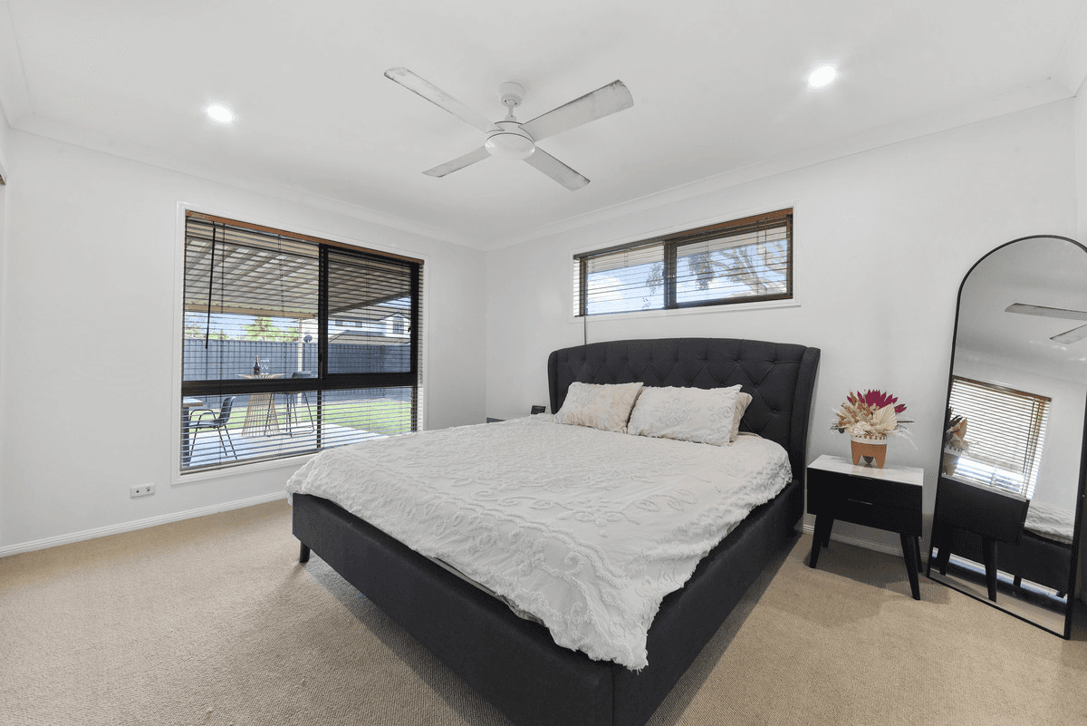 24 Lockyer Drive, BRAY PARK, QLD 4500