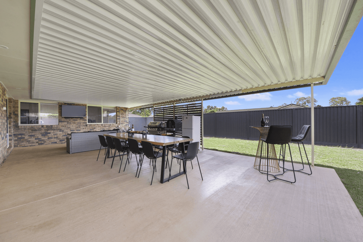 24 Lockyer Drive, BRAY PARK, QLD 4500