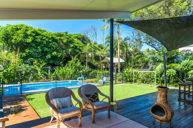 70 Twenty Sixth Avenue, Palm Beach, QLD 4221