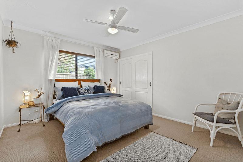 11 Lowe Circuit, REDLAND BAY, QLD 4165