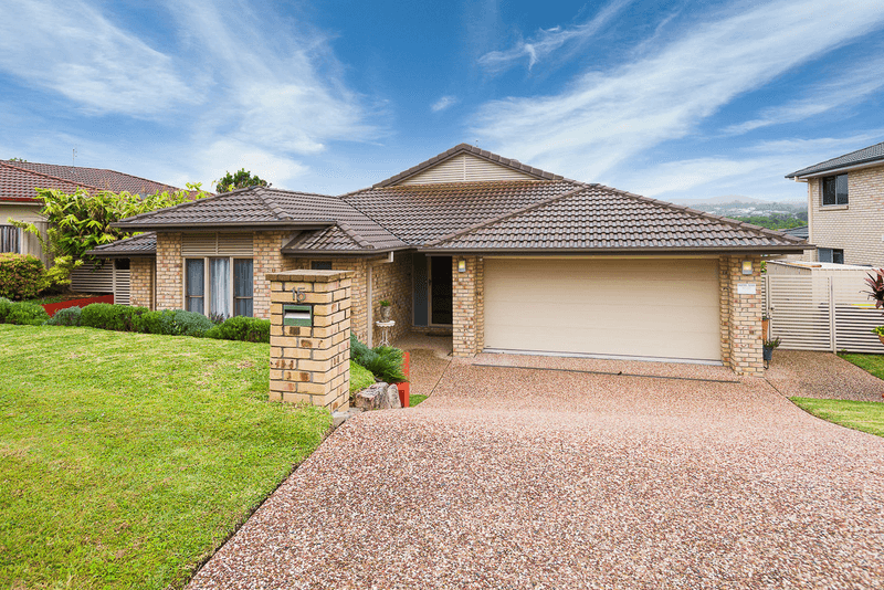 15 Wellers Street, Pacific Pines, QLD 4211