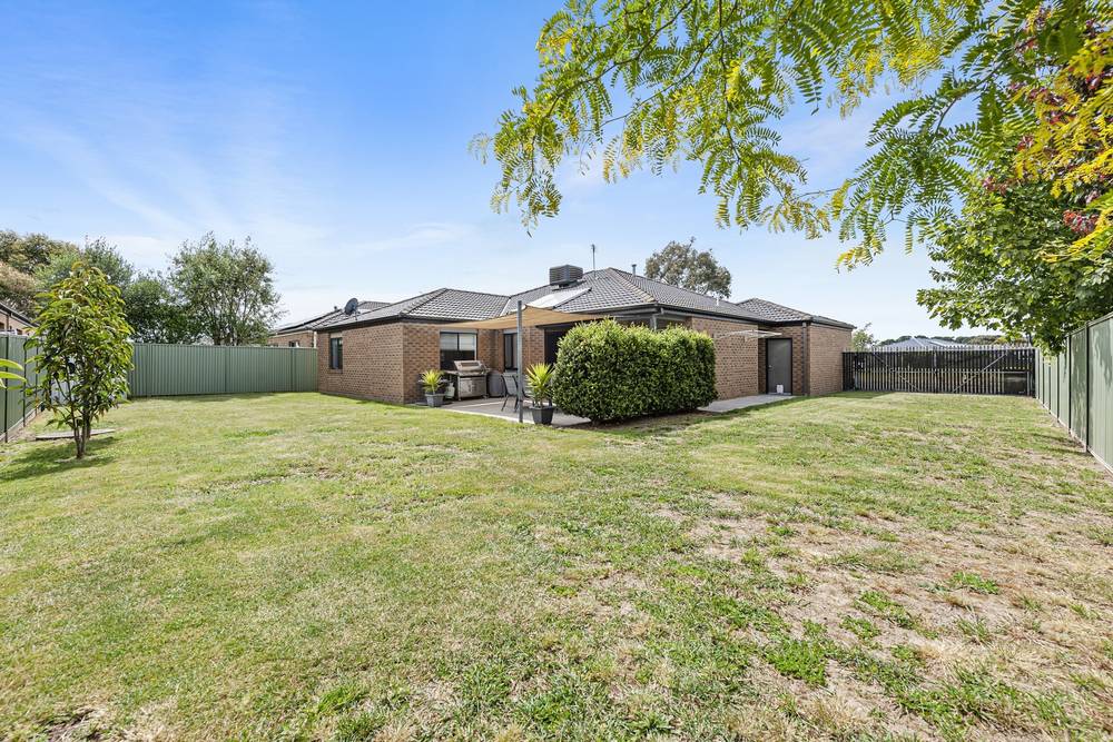 26 Debono Drive, Miners Rest, VIC 3352
