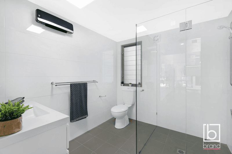 13-14 Caldwell Close, GREEN POINT, NSW 2251