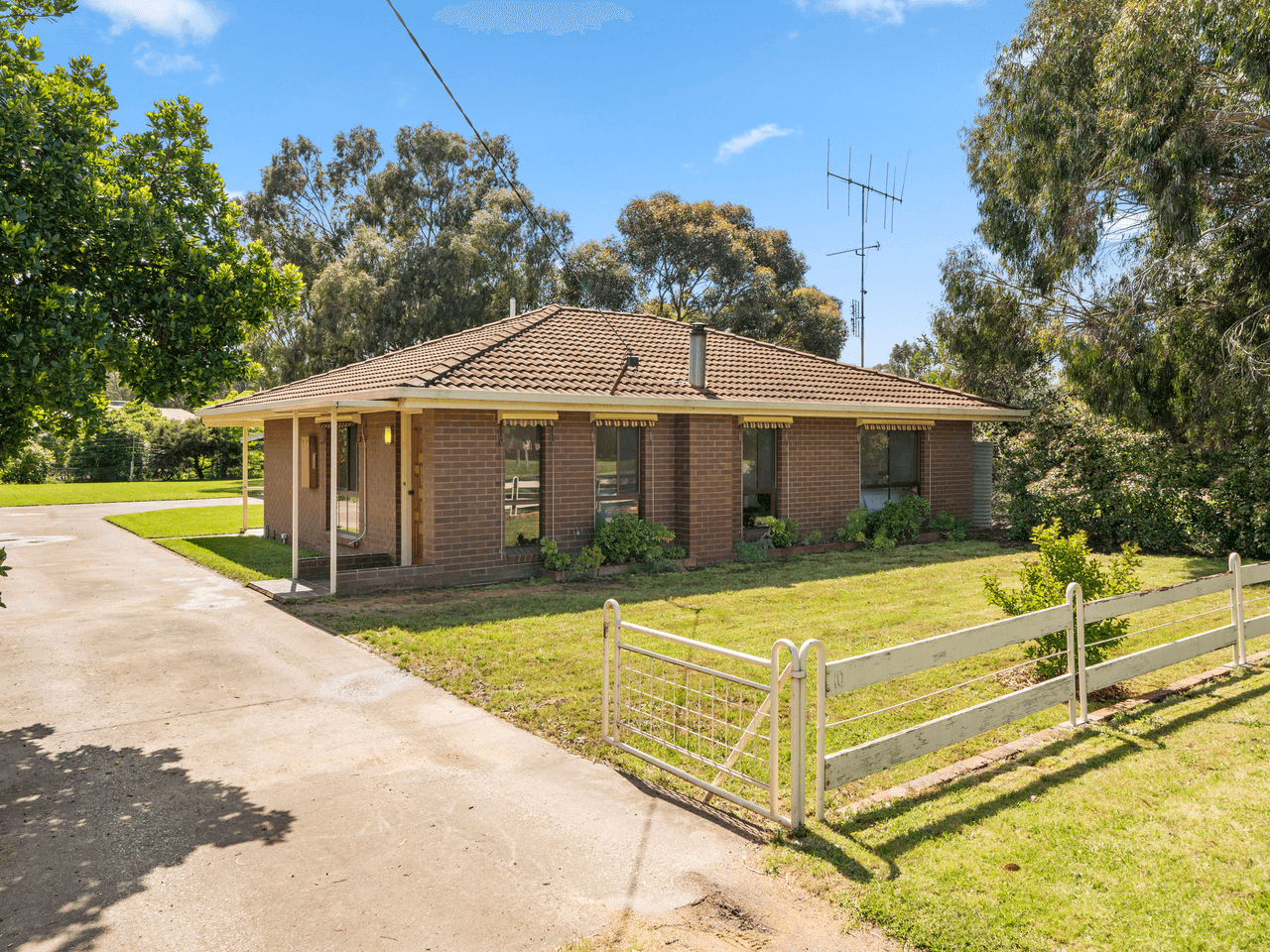 10 Withers Street, LONGWOOD, VIC 3665